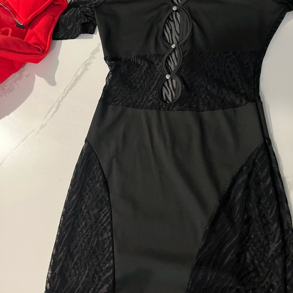 Elegant Black Dress